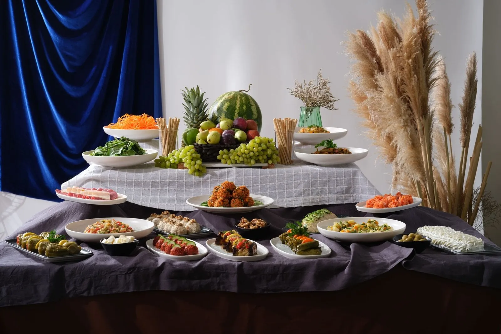 Kalori ve besin dengesi gözetilmiş sağlıklı menü tabağı